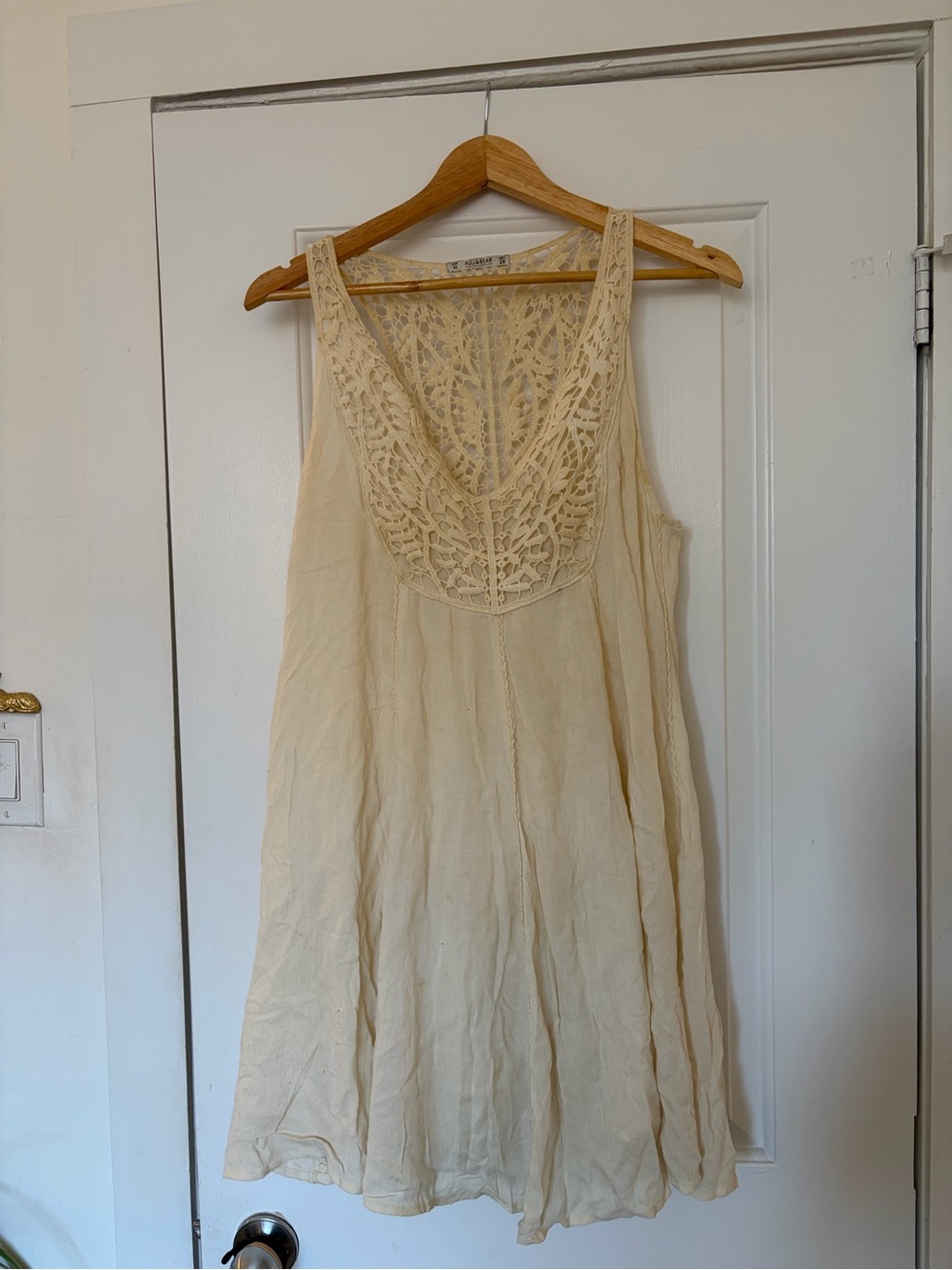 Pull&Bear Cream Lace-Front Sleeveless Mini Dress
